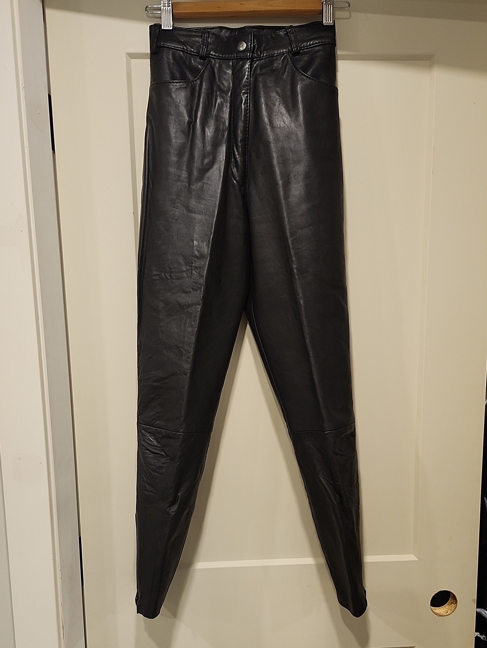Black Leather Womens Pants - Sleek Performance Style Vintage